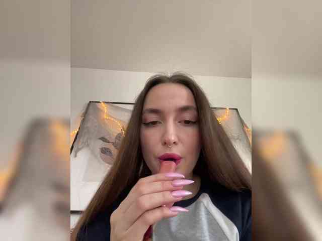 ChloeMeow Live Webcam on BongaCams