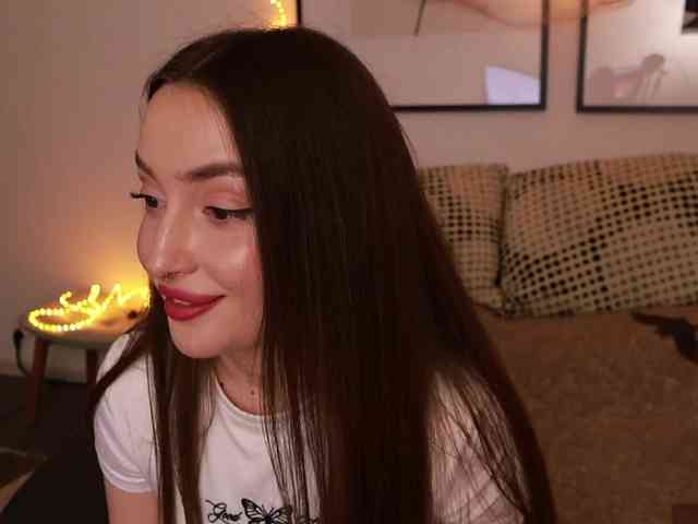 ChloeMeow webcam