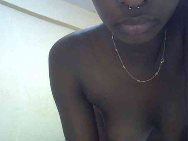 Sexymoll webcam