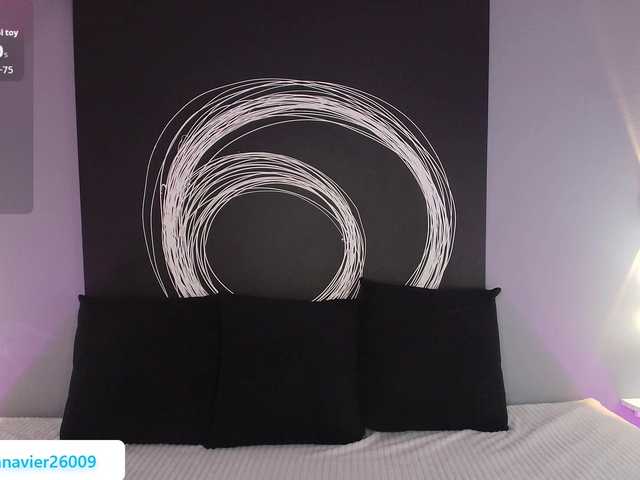 AlannaViera's BongaCams show and profile