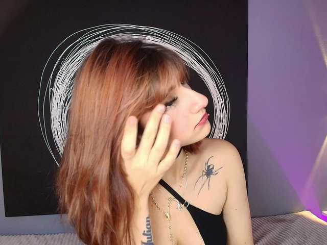 AlannaViera's BongaCams show and profile