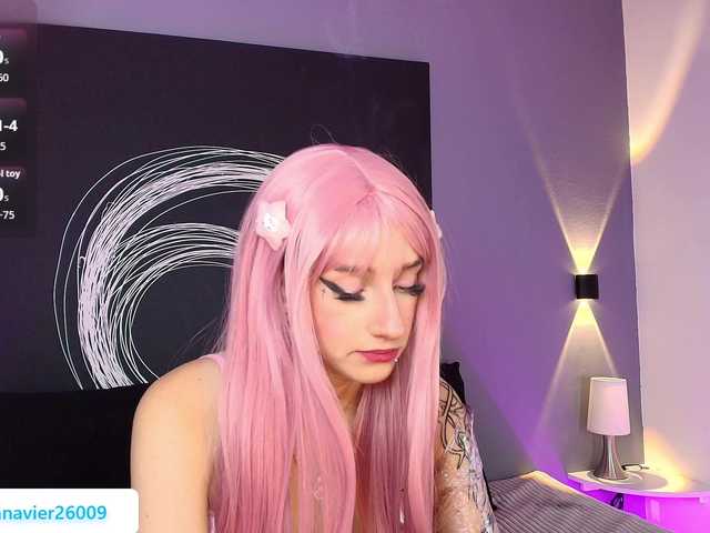 AlannaViera's BongaCams show and profile