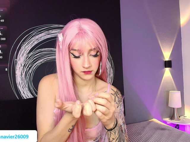 AlannaViera's BongaCams show and profile