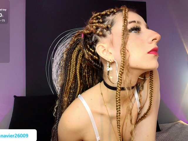 AlannaViera's BongaCams show and profile