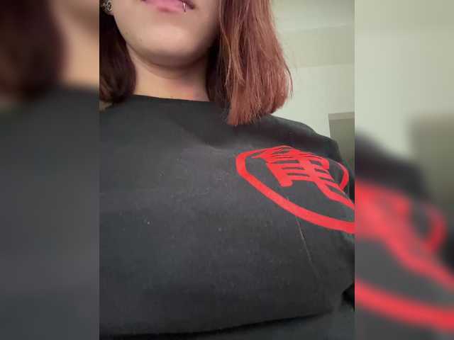 AlannaViera's BongaCams show and profile