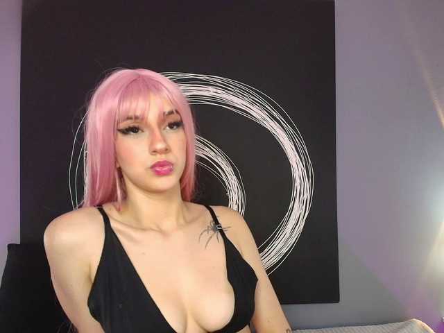 AlannaViera's BongaCams show and profile