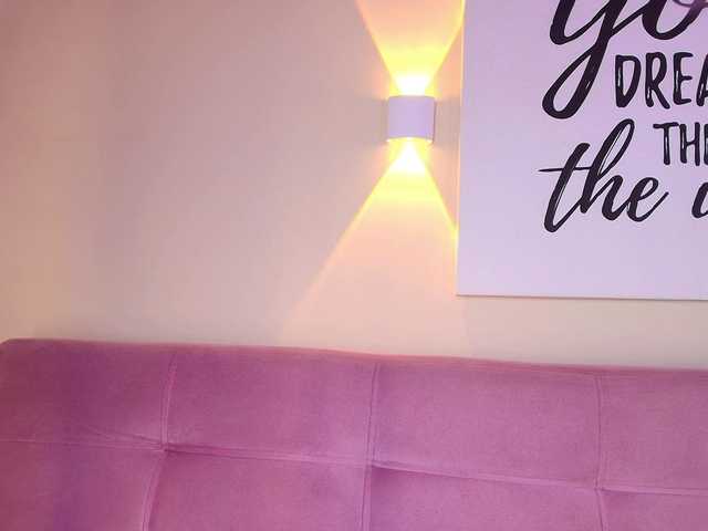 AlannaViera's BongaCams show and profile