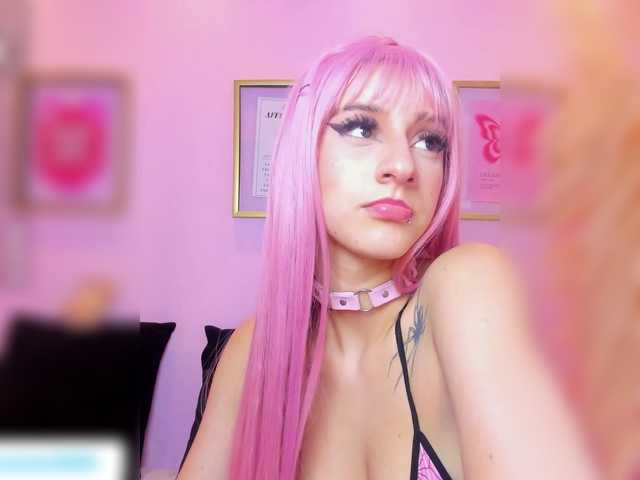 AlannaViera's BongaCams show and profile