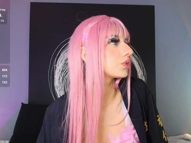 AlannaViera's BongaCams show and profile