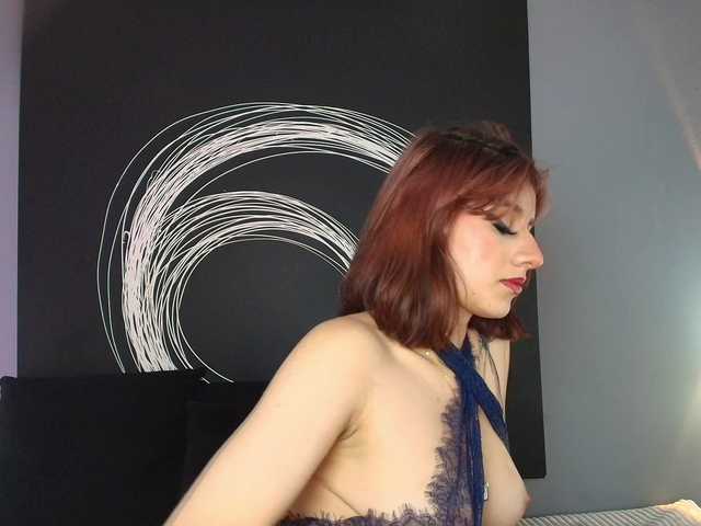 AlannaViera's BongaCams show and profile