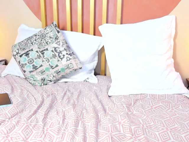 JakeAndNicole's BongaCams show and profile