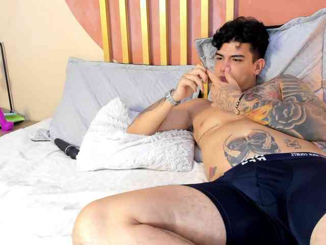 JakeAndNicole webcam