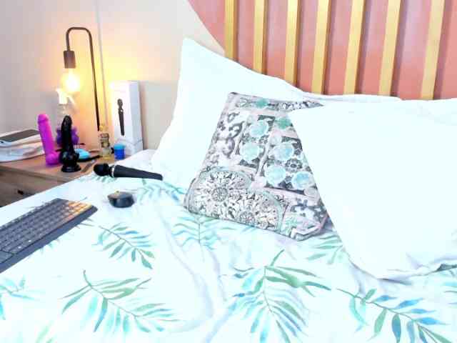 JakeAndNicole webcam