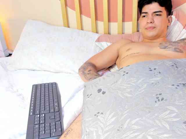 JakeAndNicole webcam