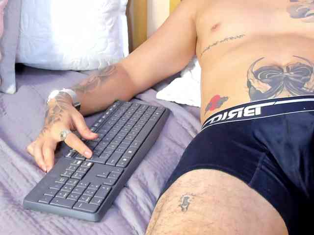 JakeAndNicole webcam