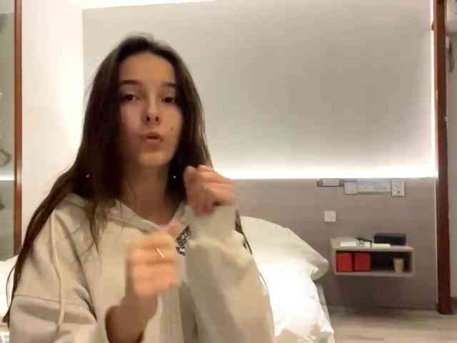 WildBeetle Live Webcam on BongaCams