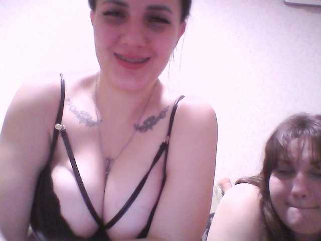 BongaCams's steamy Yxoooeiy are online now getting hot and masturbating Yxoooeiy from BongaCams