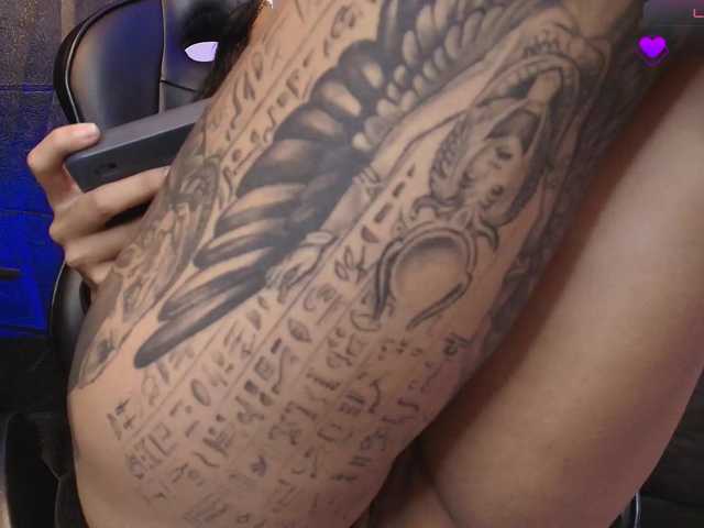 zoee-martiins's BongaCams show and profile