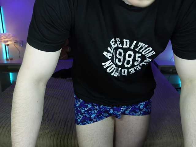 VikkiAndGeorge's BongaCams profile