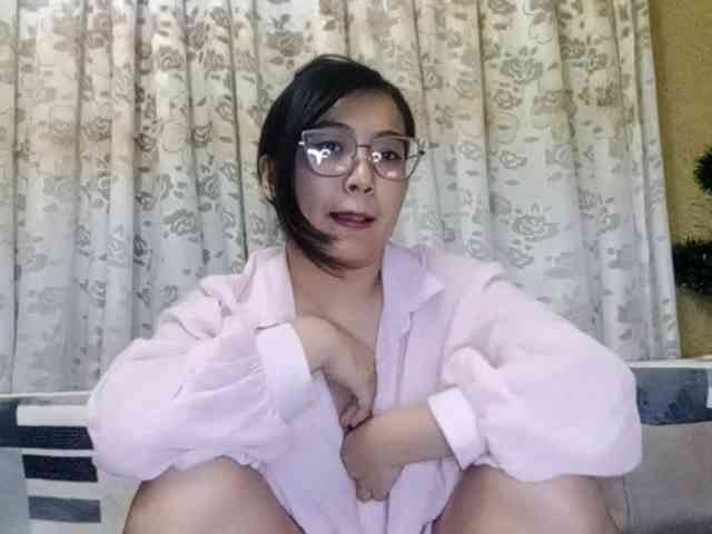 NellaSadik NellaSadik