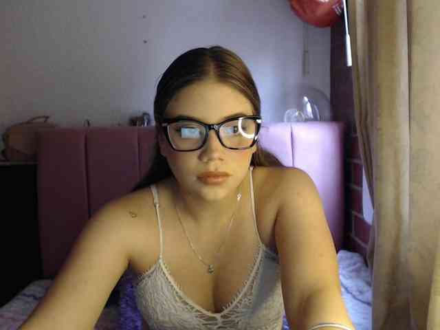 Alaina-Blessed webcam