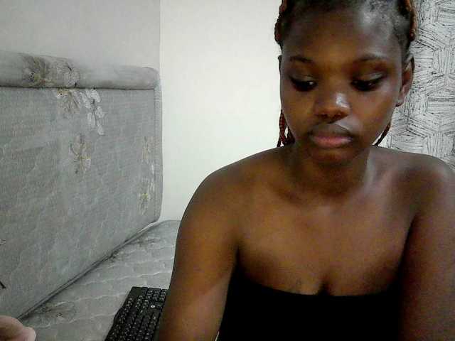 Zabiaa – webcam model profile photo