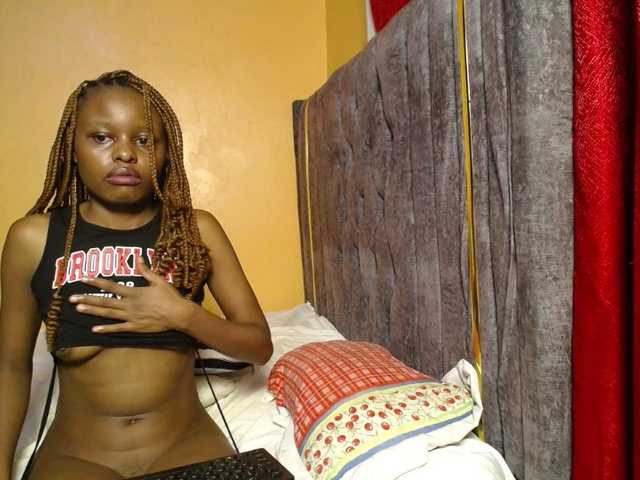 QueenLeyla — lets play daddylets explore together