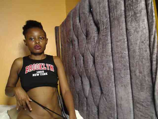 QueenLeyla QueenLeyla