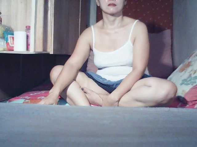 Darlin30's BongaCams show and profile