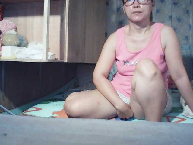 Darlin30's BongaCams show and profile