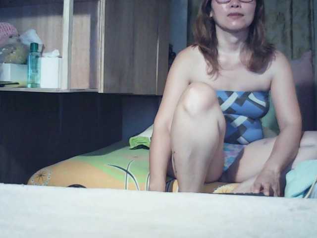 Darlin30's BongaCams show and profile