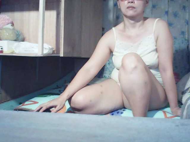 Darlin30's BongaCams show and profile