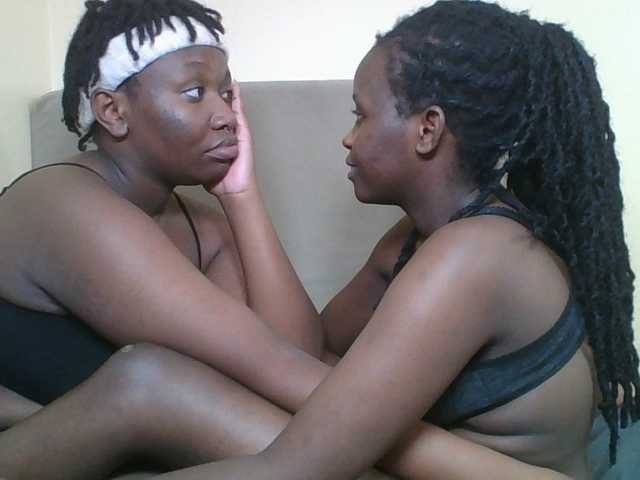 Badsgirles's BongaCams show and profile