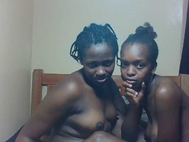 Badsgirles's BongaCams show and profile