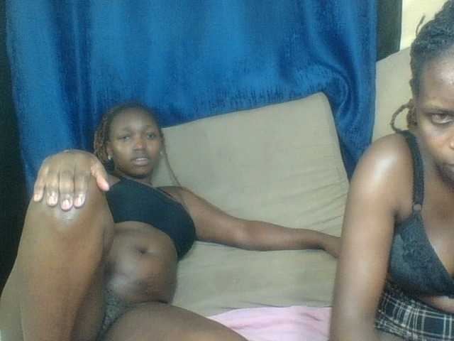 Badsgirles – webcam model profile photo