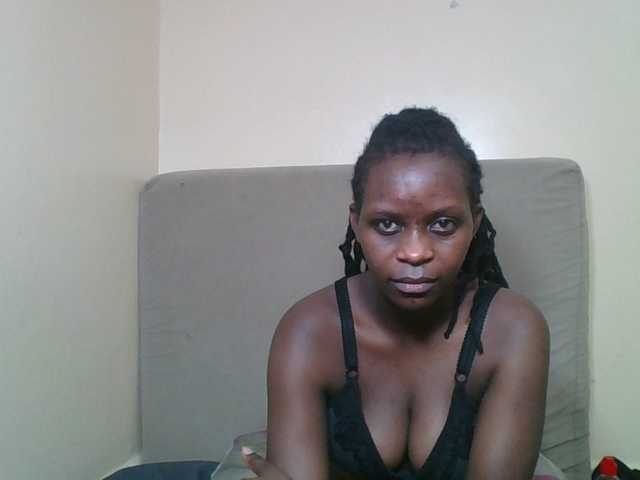 Badsgirles's BongaCams show and profile