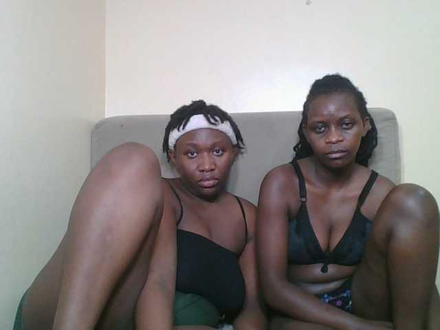 Badsgirles's BongaCams show and profile