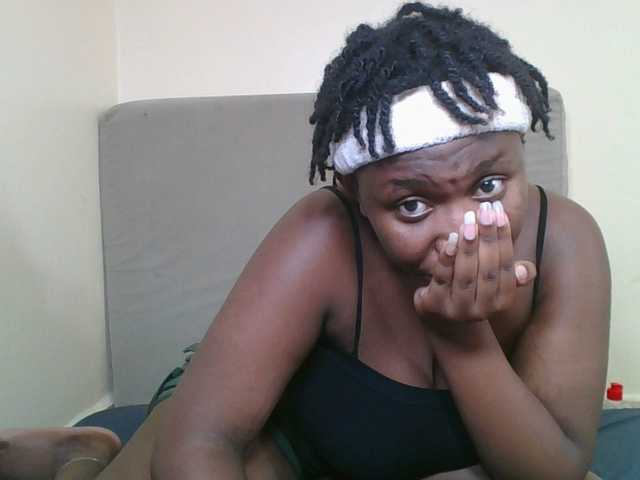 Badsgirles's BongaCams show and profile