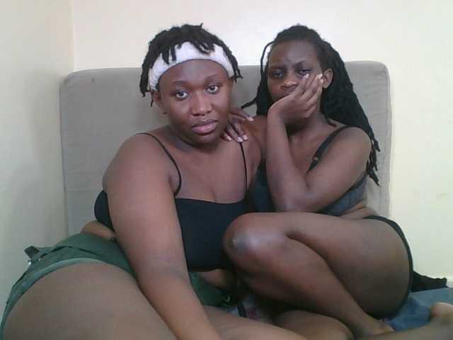 Badsgirles's BongaCams show and profile