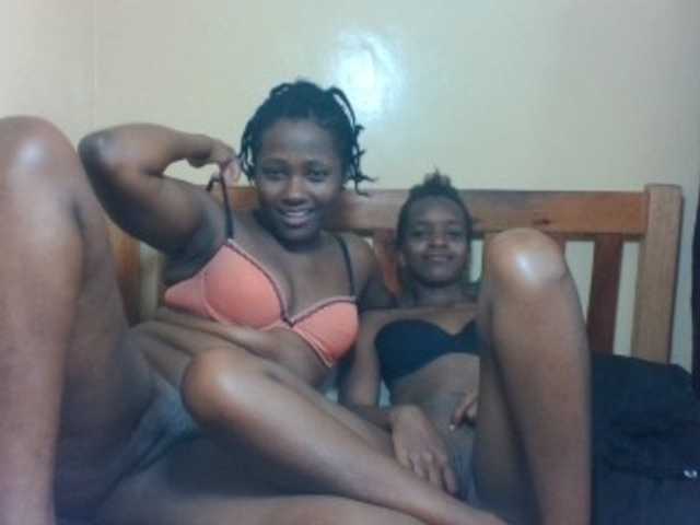 Badsgirles's BongaCams show and profile