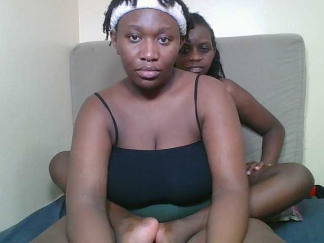 Badsgirles's BongaCams show and profile