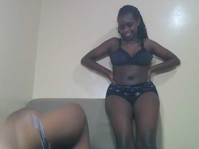 Badsgirles's BongaCams show and profile