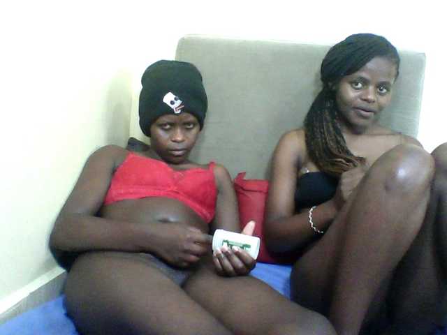 Badsgirles's BongaCams show and profile