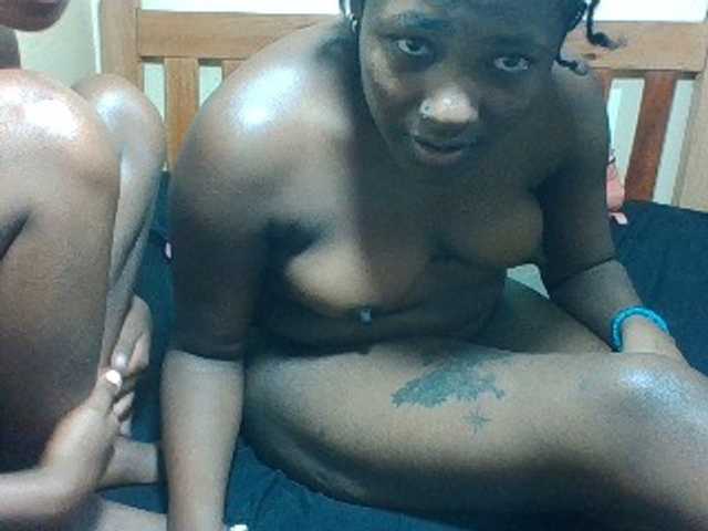 Badsgirles's BongaCams show and profile