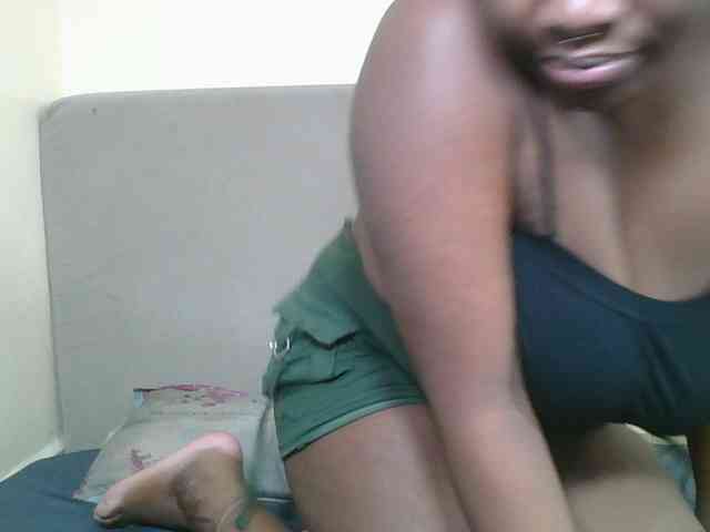 Badsgirles Live Webcam on BongaCams