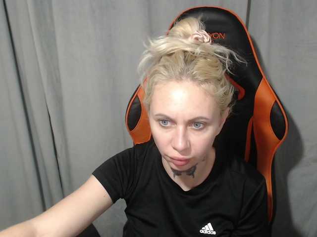 Evachatte – webcam model profile photo