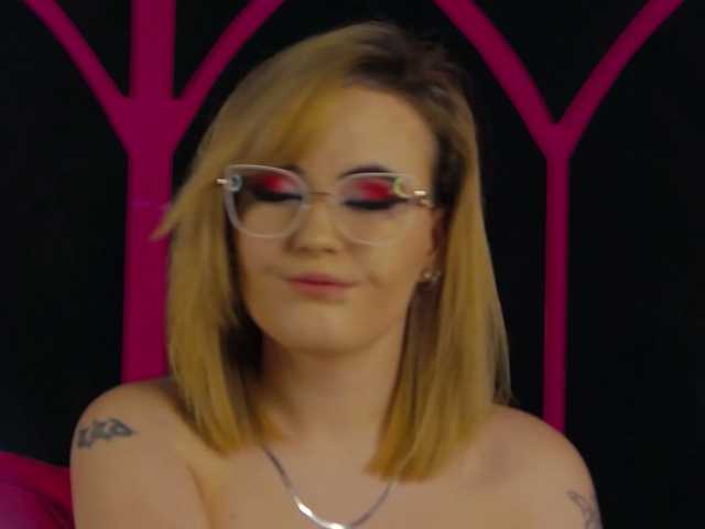 JasminVoss's BongaCams show and profile