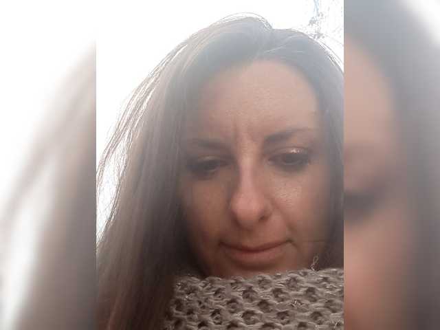 Erine9900 – webcam model profile photo