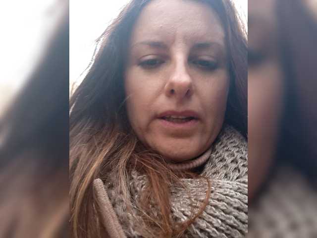 Erine9900 – webcam model profile photo