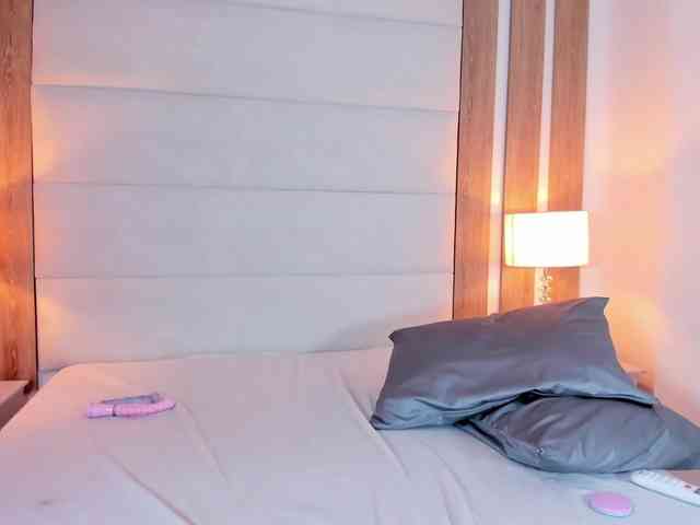 KarolMamacita webcam